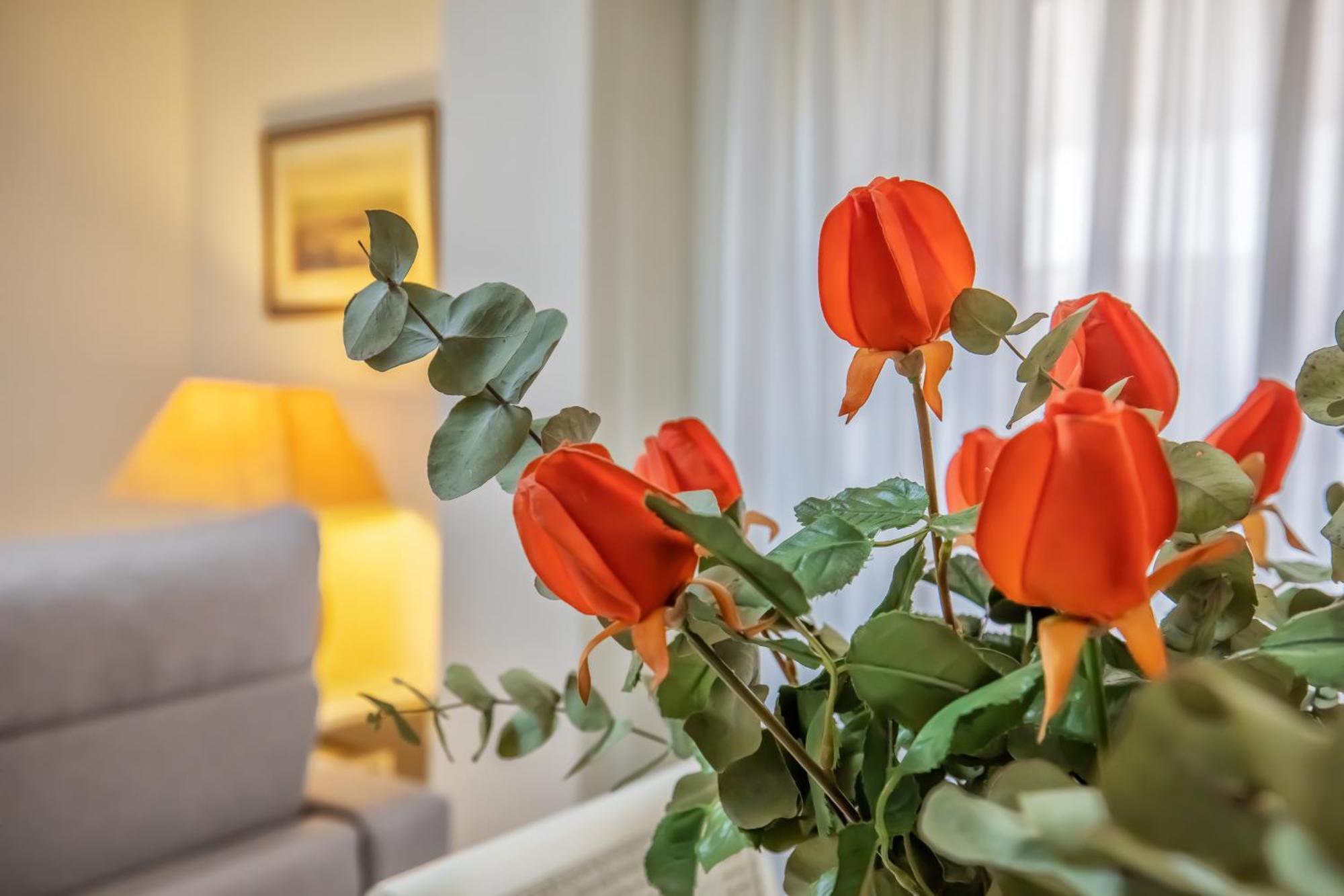 R & T Cordoba Center Apartamentos - Parking Экстерьер фото
